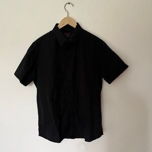 UNTUCKit Mens Medium Short Sleeve Button Down Shirt Black Cotton Solid Regular